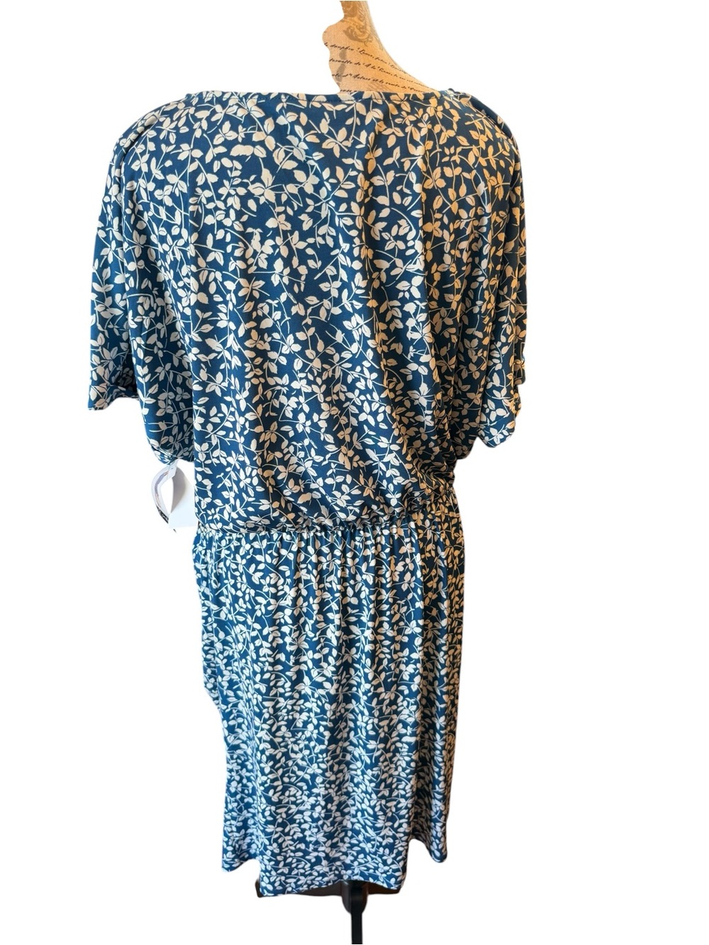 Blue Floral Print Mini Dress with Cinched Waist - Picture 2 of 9